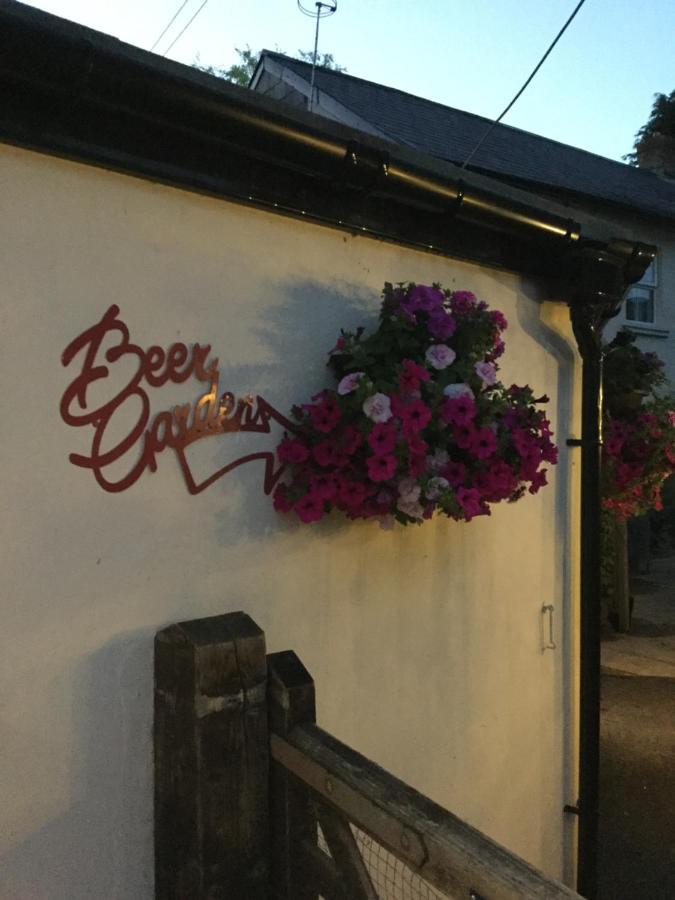 The Bell Salisbury